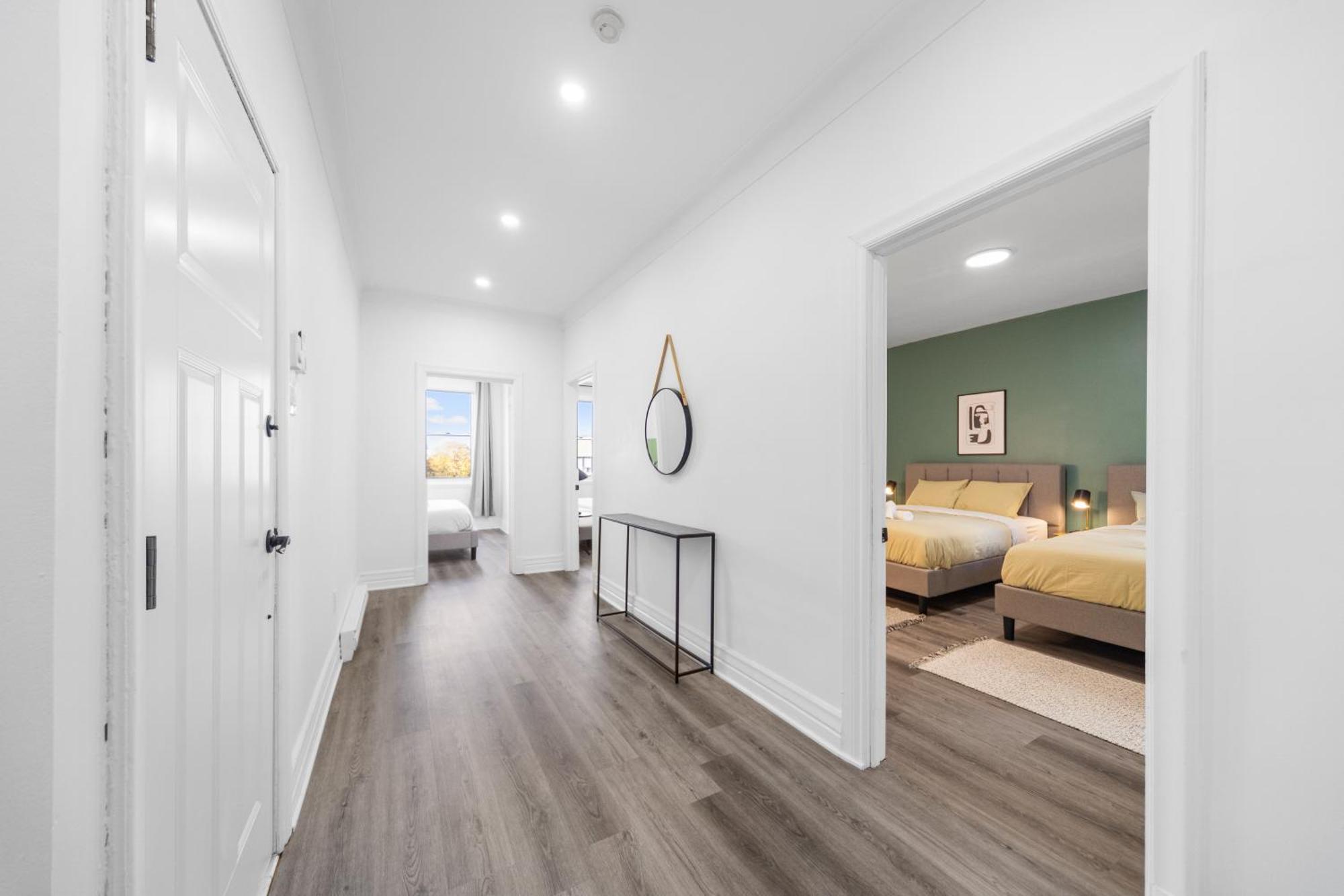 Modern And Cozy 4 Bedrooms Sleep 12 Montreal Exteriér fotografie