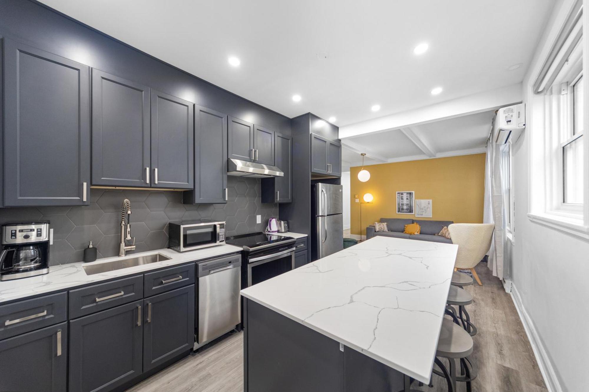 Modern And Cozy 4 Bedrooms Sleep 12 Montreal Exteriér fotografie