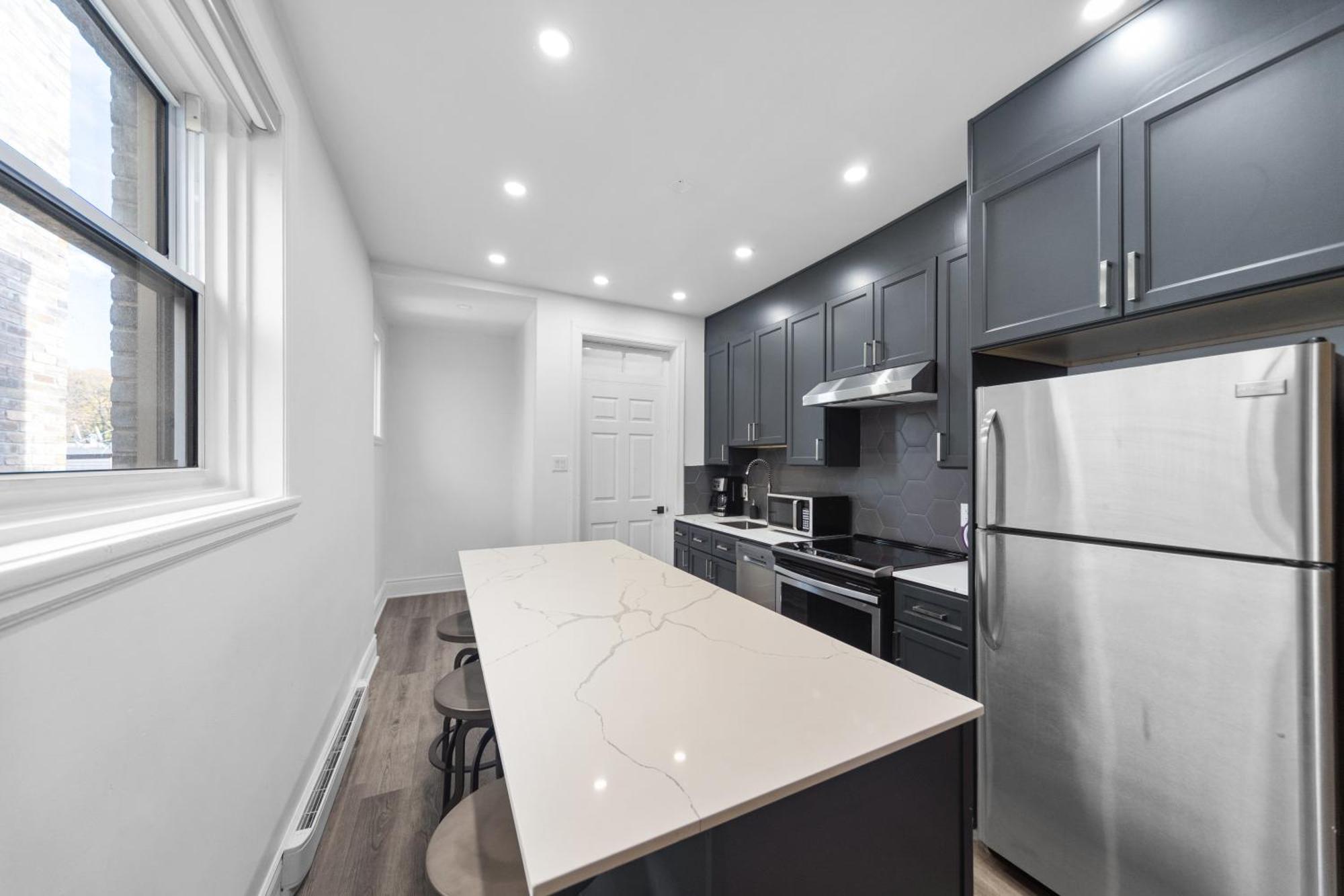 Modern And Cozy 4 Bedrooms Sleep 12 Montreal Exteriér fotografie